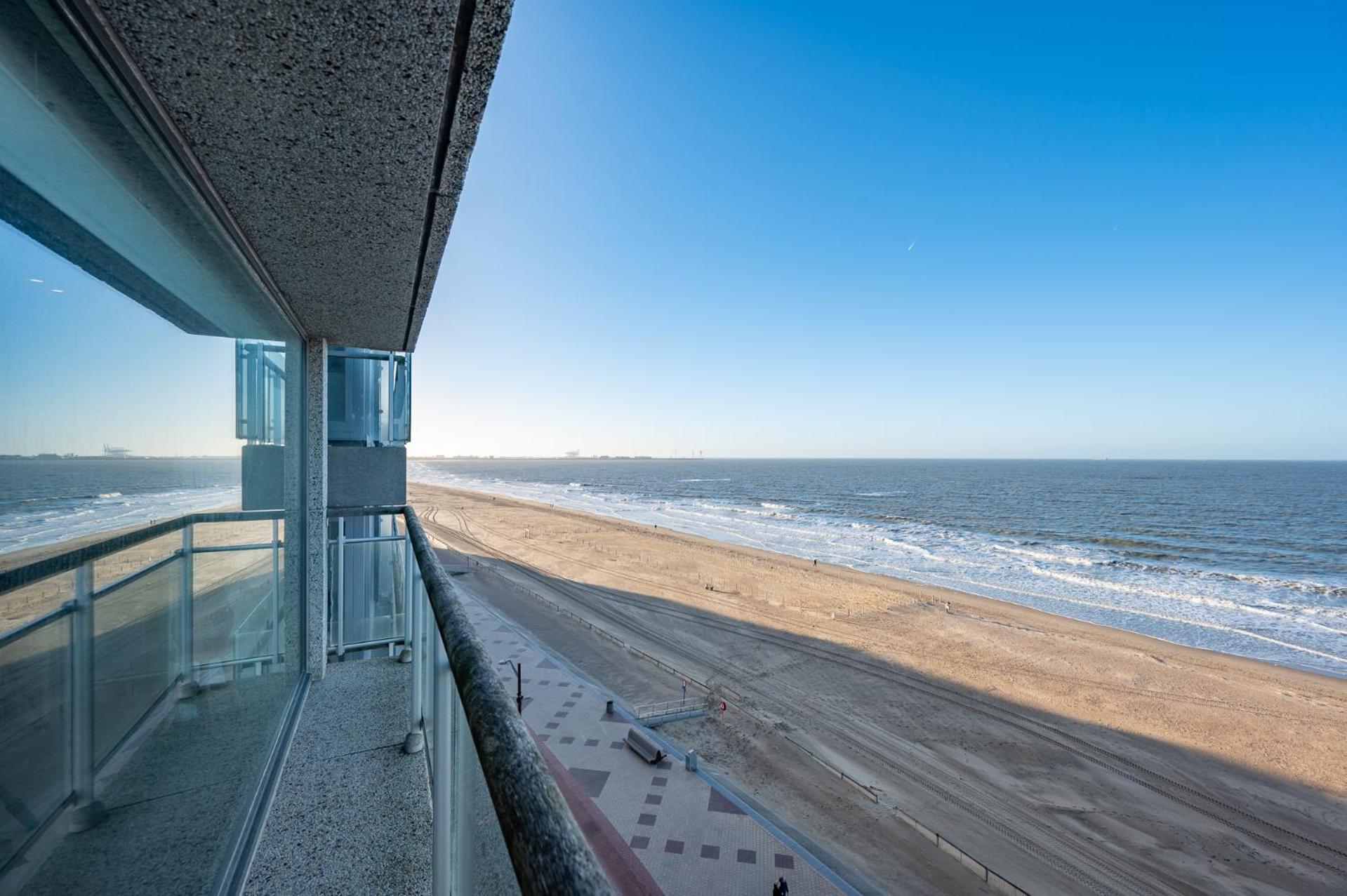 7E Verdiep Appartement Op De Zeedijk In Knokke Voor Max 6 Personen Exteriör bild