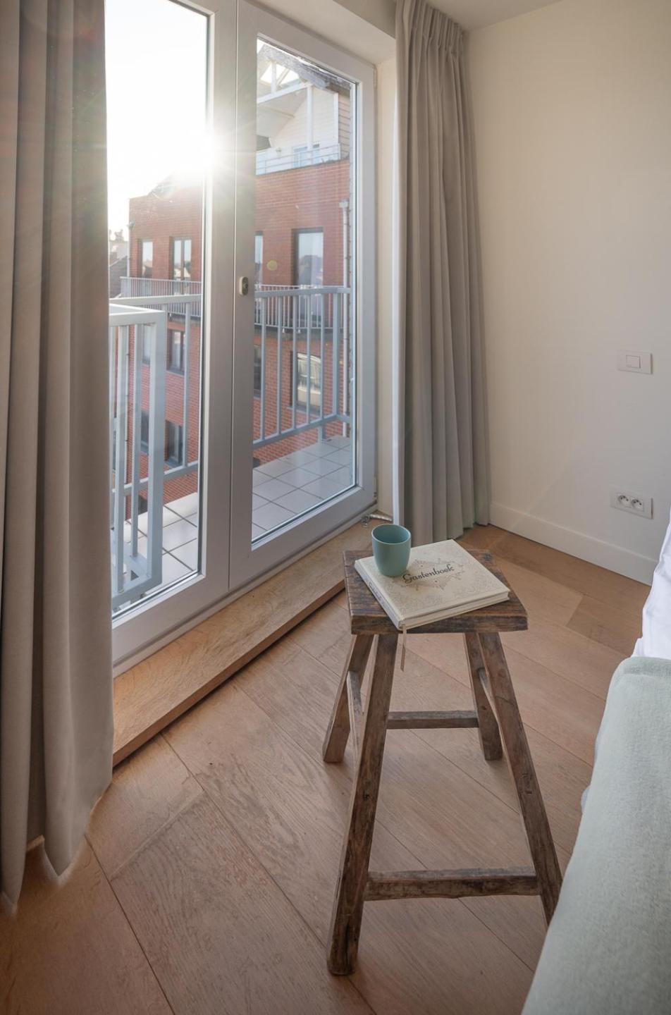 7E Verdiep Appartement Op De Zeedijk In Knokke Voor Max 6 Personen Exteriör bild