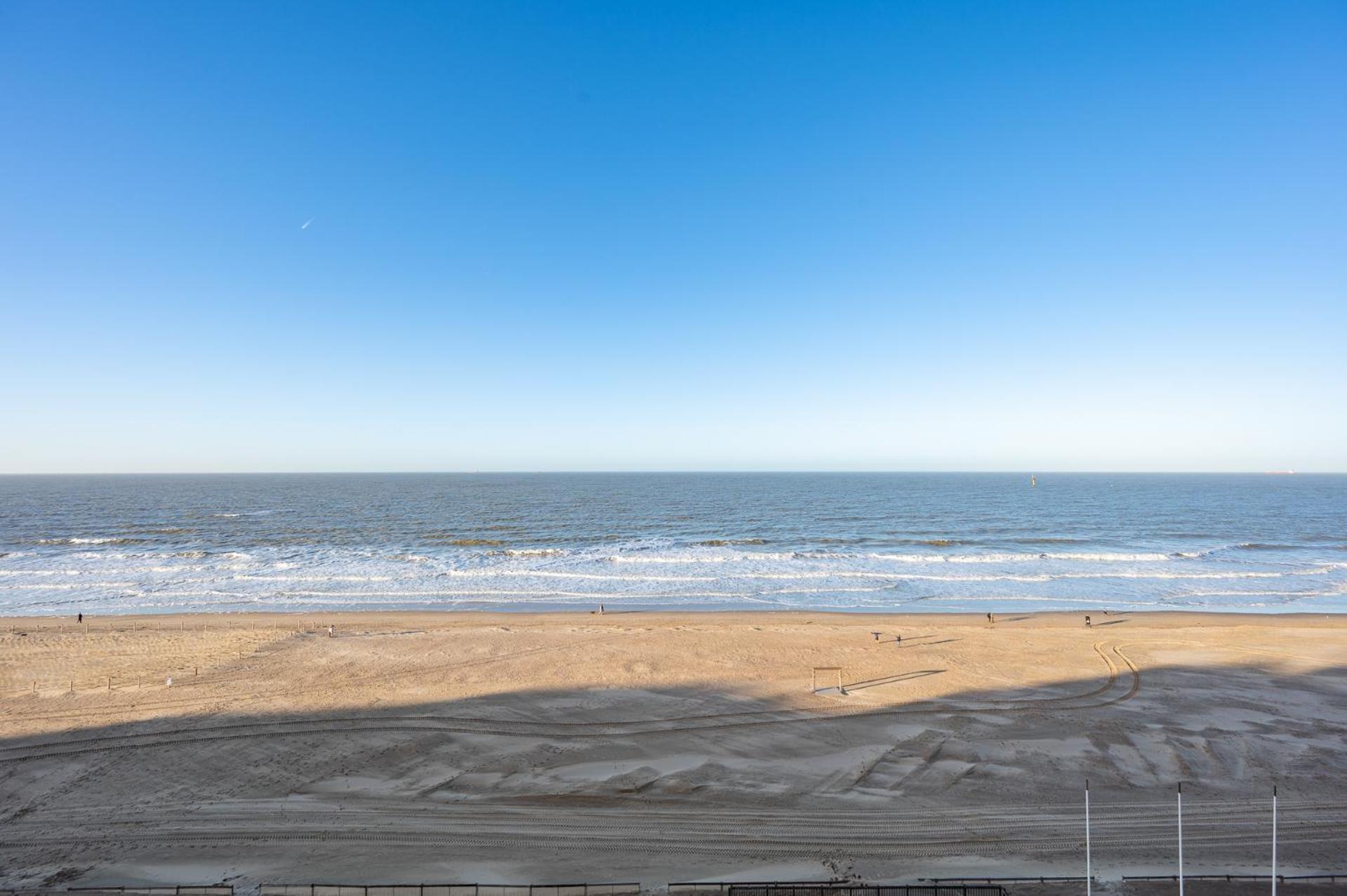 7E Verdiep Appartement Op De Zeedijk In Knokke Voor Max 6 Personen Exteriör bild