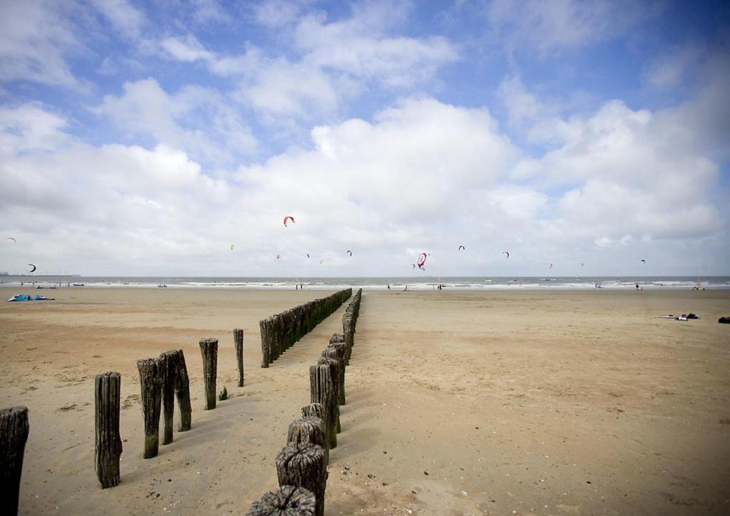 7E Verdiep Appartement Op De Zeedijk In Knokke Voor Max 6 Personen Exteriör bild